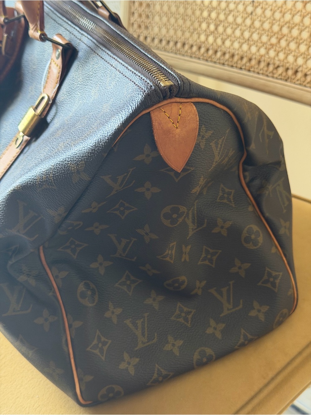 Authentic Louis Vuitton 45 monogram - Picture 3 of 9